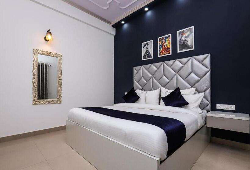 Suite com Varanda, Vizima Palace   Near Wave City Center Metro Station