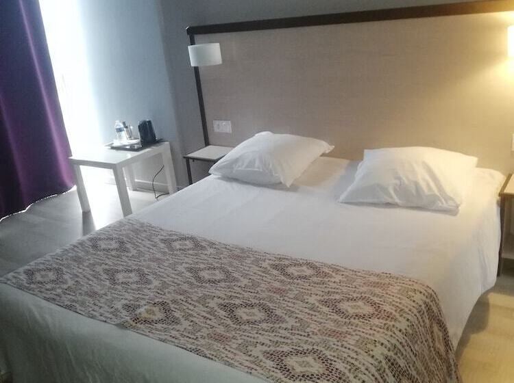 Номер Стандарт, La Cle