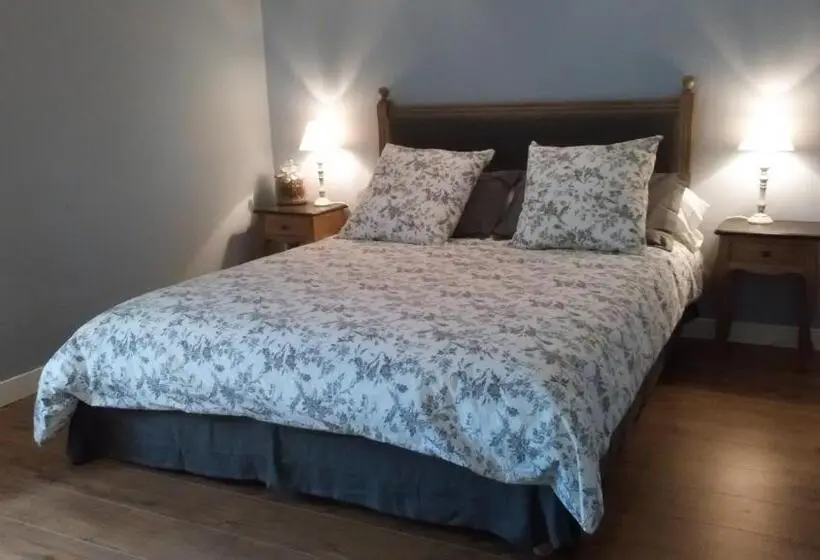 スタンダードルーム, Chambres D Hôtes La Bourbelle