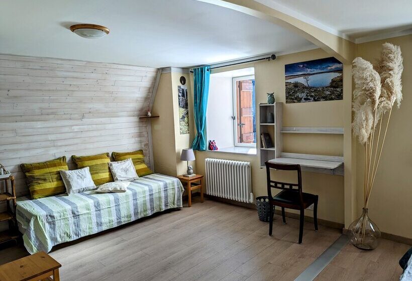 غرفة بريميوم ثلاثية, Chambres D Hôtes Le Lepadou Bas