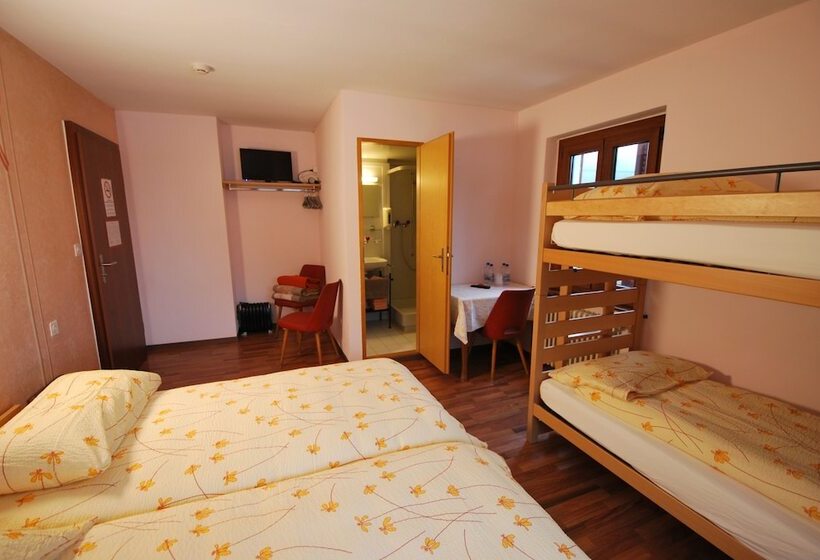 חדר משפחתי, Ristorante Baldi