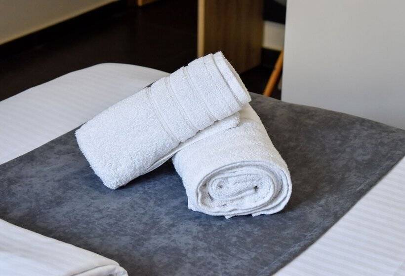 디럭스 룸 도시 전망, Entelia