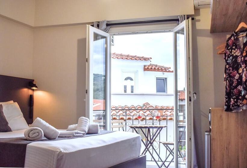 디럭스 룸 도시 전망, Entelia