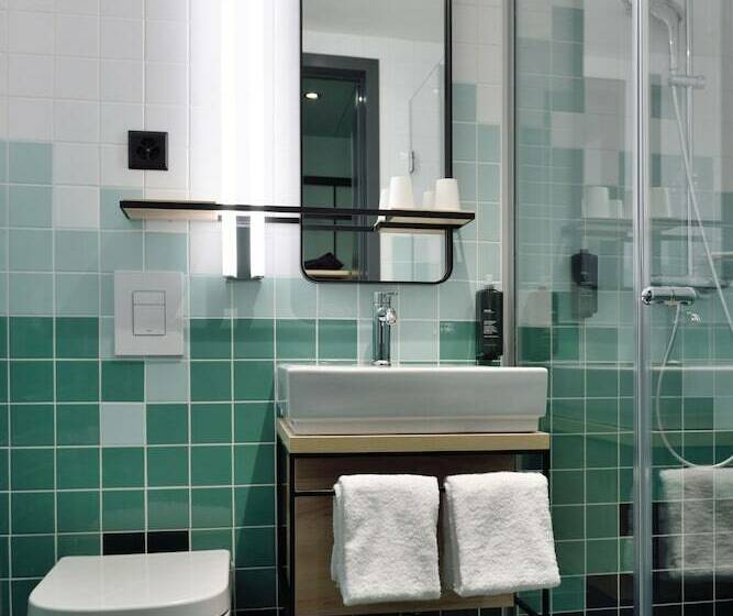 Superior-huone Parveke, Nonanteneuf Appart Hôtel Sierre Self Check In