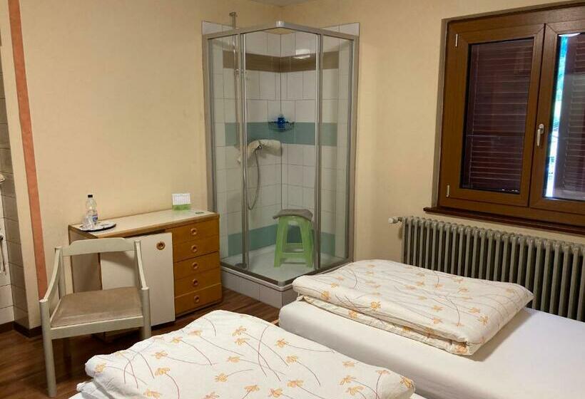 חדר משפחתי, Ristorante Baldi