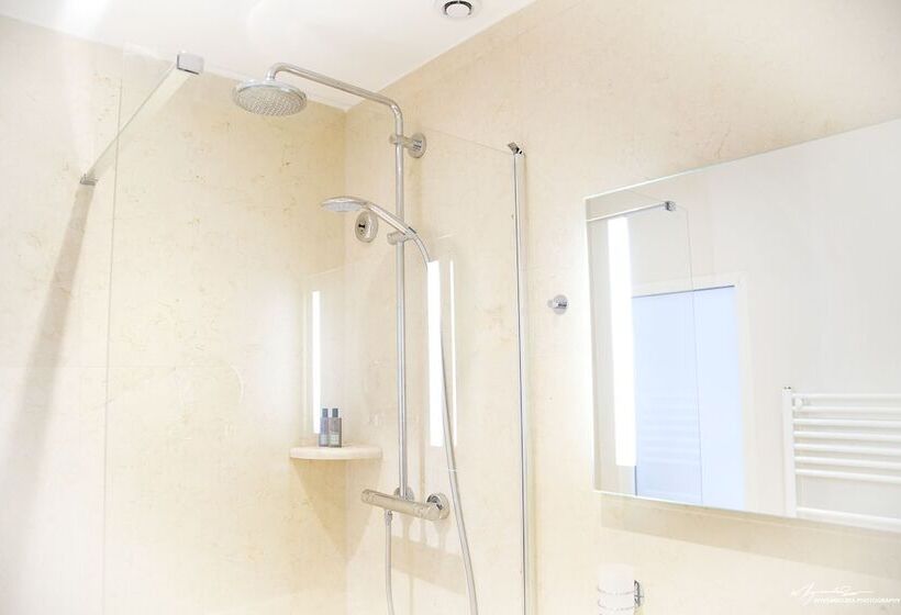 جناح سوبيريور, Château Rieutort