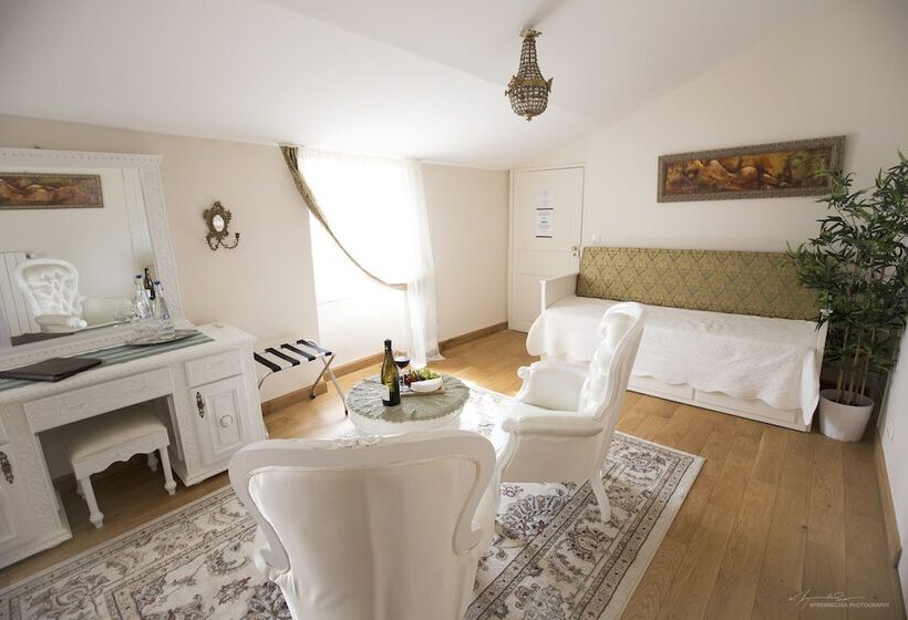 جناح سوبيريور, Château Rieutort