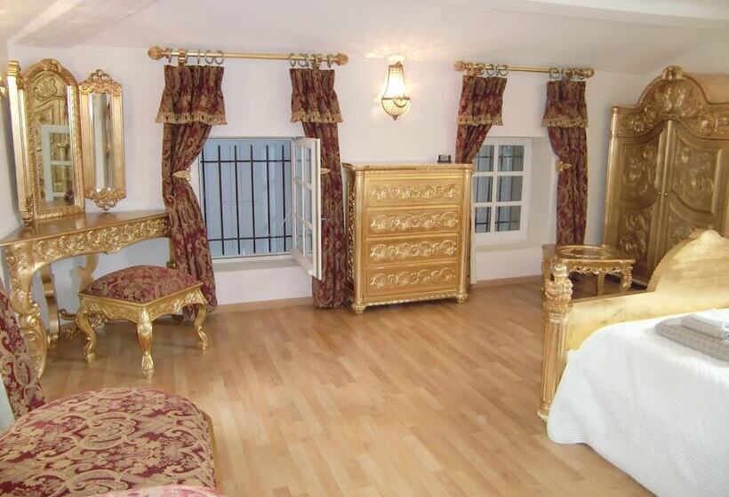 جناح ملكى, Château Rieutort