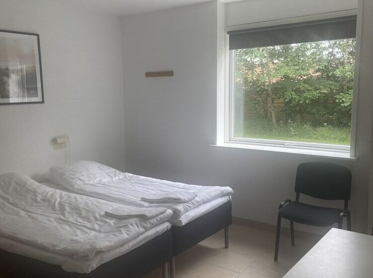 Номер Стандарт Трехместный, Blokhus Hune Hotel Og Vandrerhjem