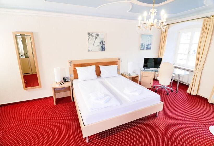 Номер Deluxe, Rose