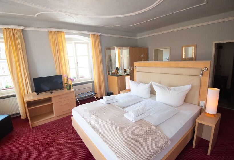 Номер Deluxe, Rose