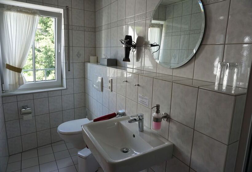 标准间, Gästehaus Kiebel