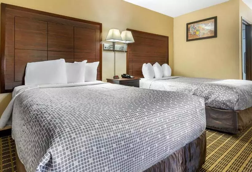 2ダブルベッドのスタンダードルーム, Econo Lodge