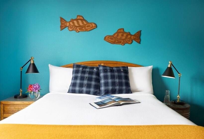 חדר סטנדרט, The Ketch Inn