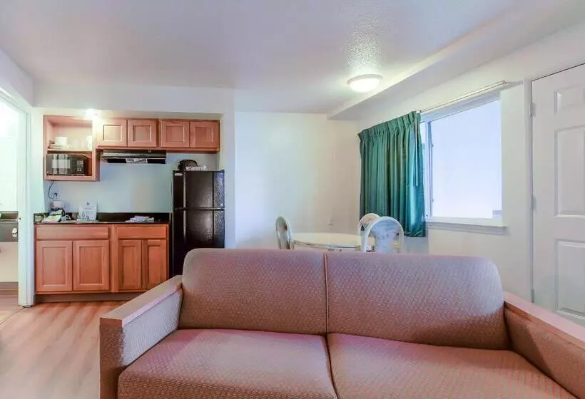 سوییت, Motel 6 Coos Bay, Or