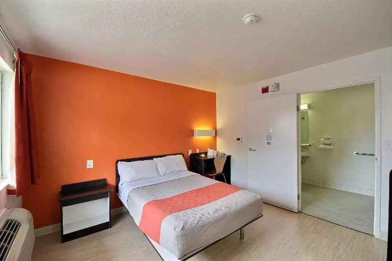 身障者適用スタンダードルーム, Motel 6 San Marcos, Tx