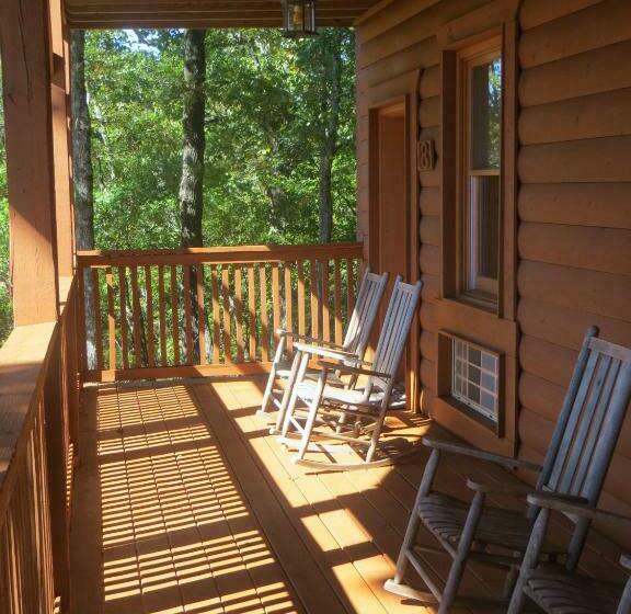 스탠다드 룸 퀸사이즈 침대, Mountain Top Inn And Resort