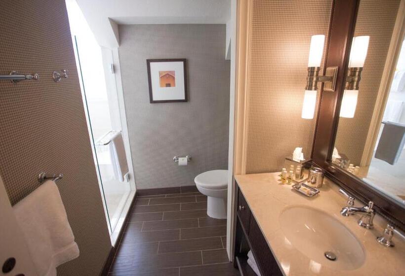 غرفة ديلوكس, The Atherton Hotel At Osu