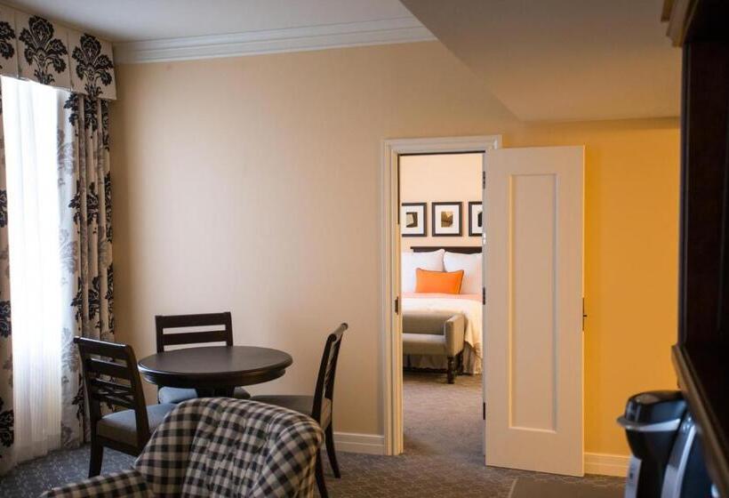 جناح إدارى, The Atherton Hotel At Osu