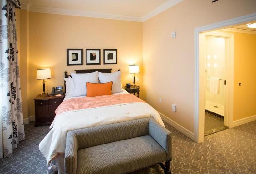 غرفة إدارية سرير ملكى, The Atherton Hotel At Osu