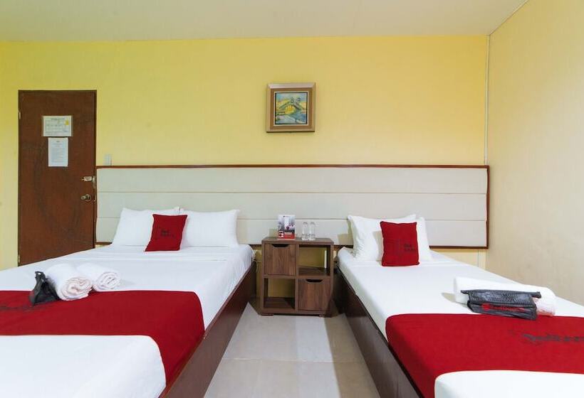 اتاق استاندارد سه نفره, Reddoorz Near Notre Dame Of Dadiangas University