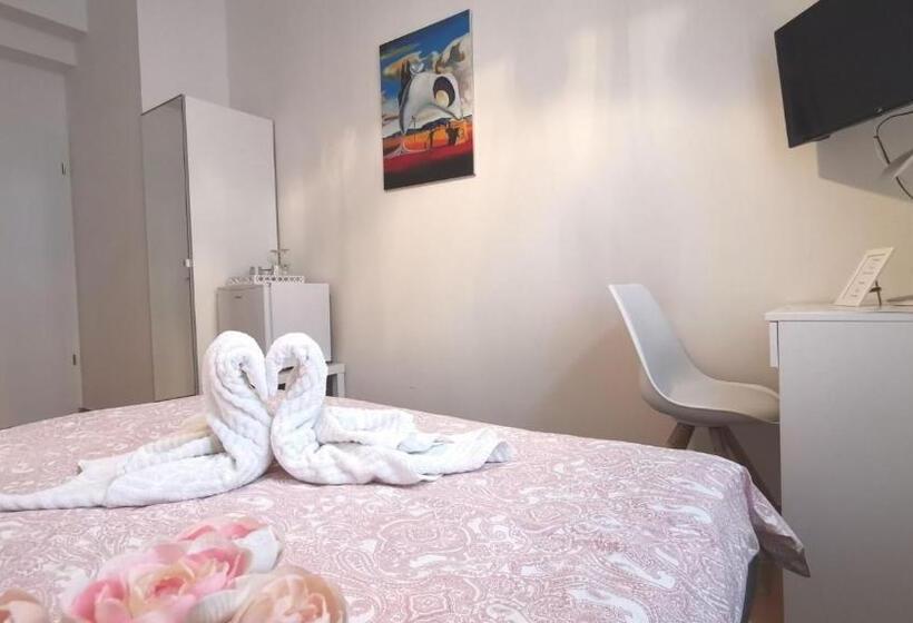 غرفة أساسية, Villa Florencia