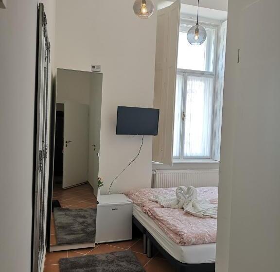 غرفة قياسية لذوى الاحتياجات الخاصة, Villa Florencia