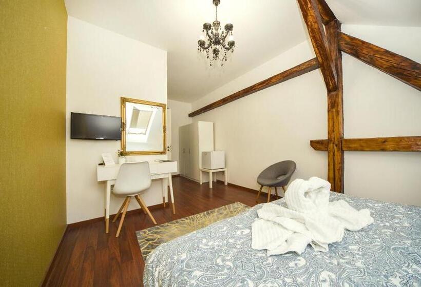 غرفة سوبيريور ثلاثية, Villa Florencia