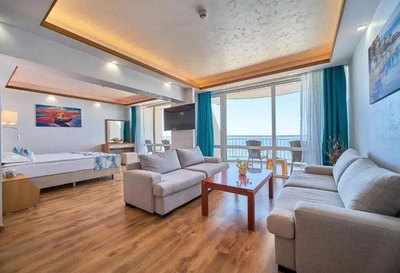 سوییت جونیور با چشم‌انداز دریا, Bilyana Beach Hotel  Adults Only