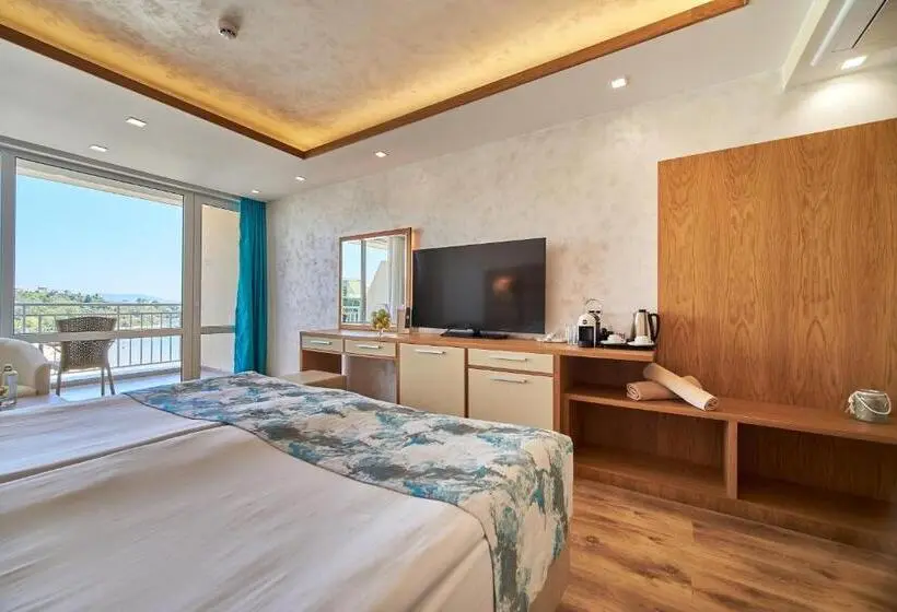 Standard Room with Balcony Side Sea View, Bilyana Beach Hotel  Adults Only