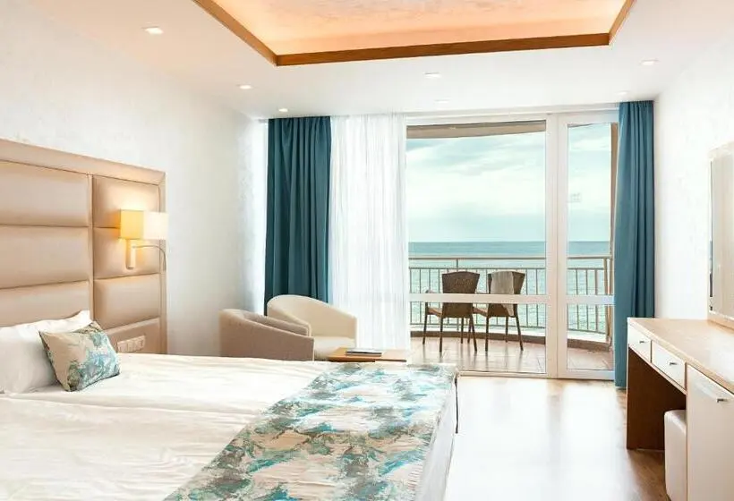 اتاق استاندارد با بالکن و چشم‌انداز دریا, Bilyana Beach Hotel  Adults Only