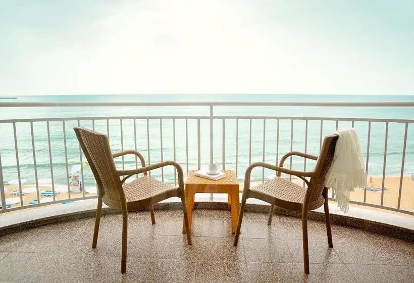اتاق استاندارد با بالکن و چشم‌انداز دریا, Bilyana Beach Hotel  Adults Only