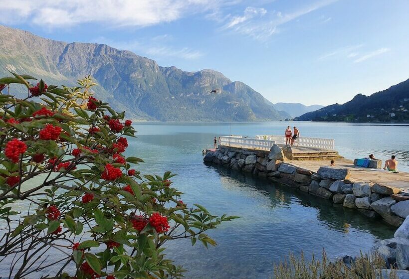 Standard Tent, Dalsøren Camping Og Hytter