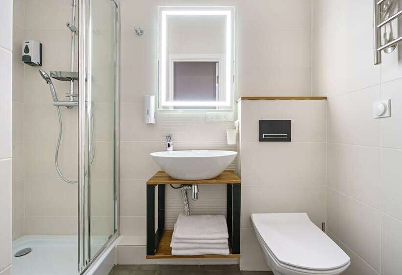 חדר סטנדרט, Steps