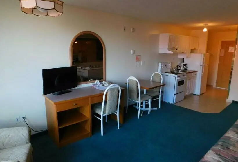 اتاق لوکس با تخت بزرگ, Western Budget Motel Leduc #3