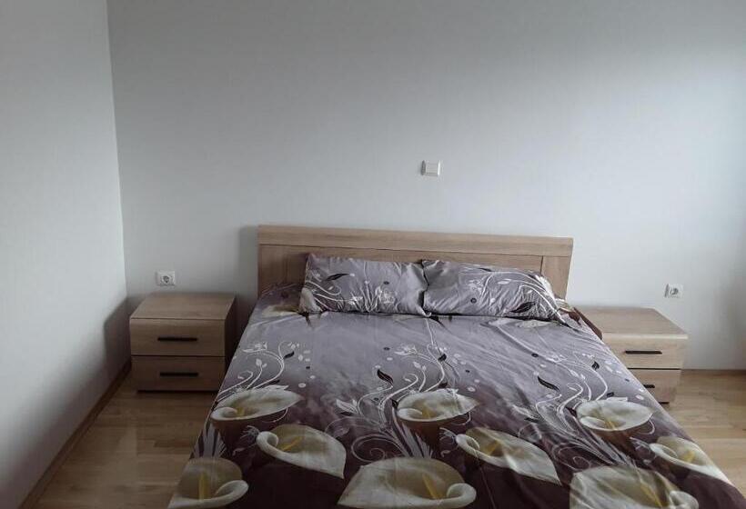 آپارتمان لوکس 1 خوابه, Simon S Apartment