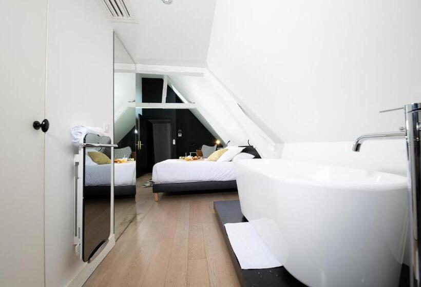 ジュニアスイート, Grand Place