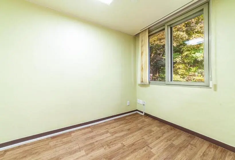 اتاق خانوادگی, Hk Resort