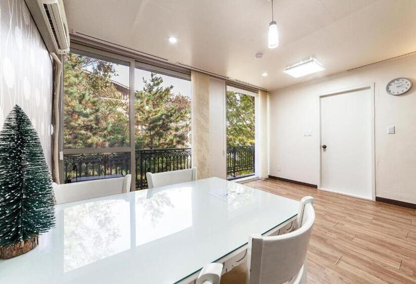 디럭스 패밀리 룸, Hk Resort