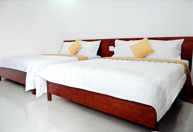 اتاق لوکس, Anh Thư