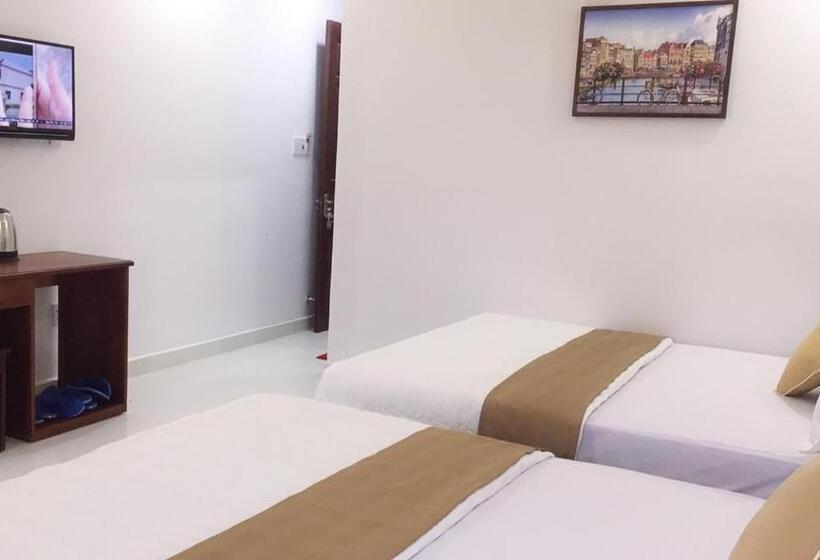 اتاق لوکس, Anh Thư