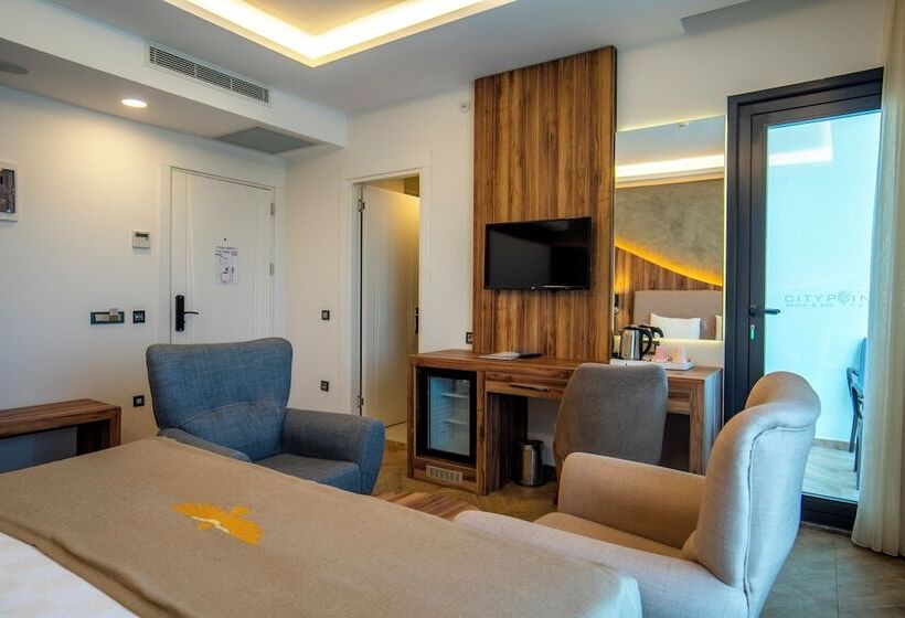 غرفة قياسية مطلّة علي البحر, Maril Beach & Spa Hotel