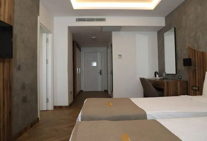 Perhehuone, Maril Beach & Spa Hotel