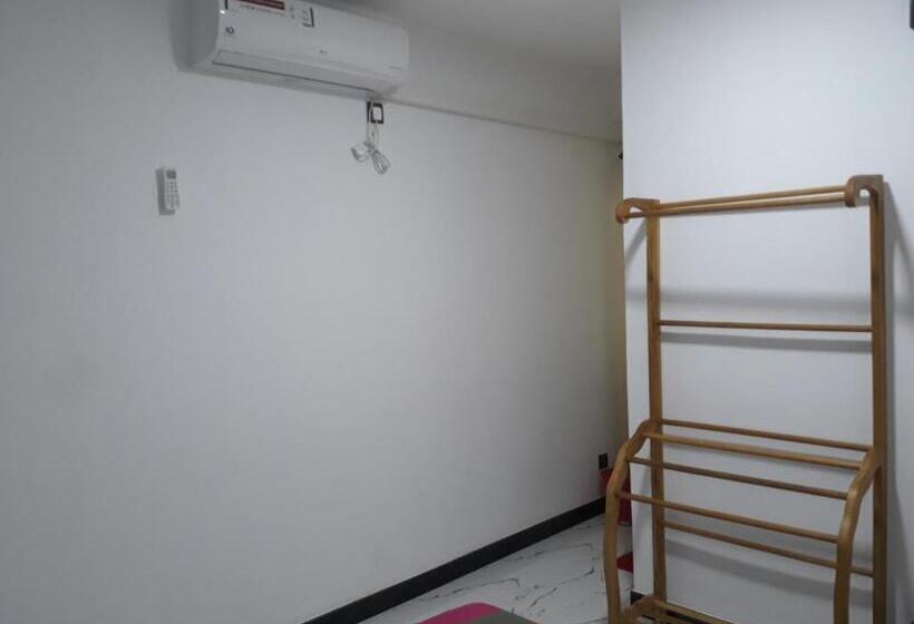 غرفة قياسية فردية, Hewage Resort