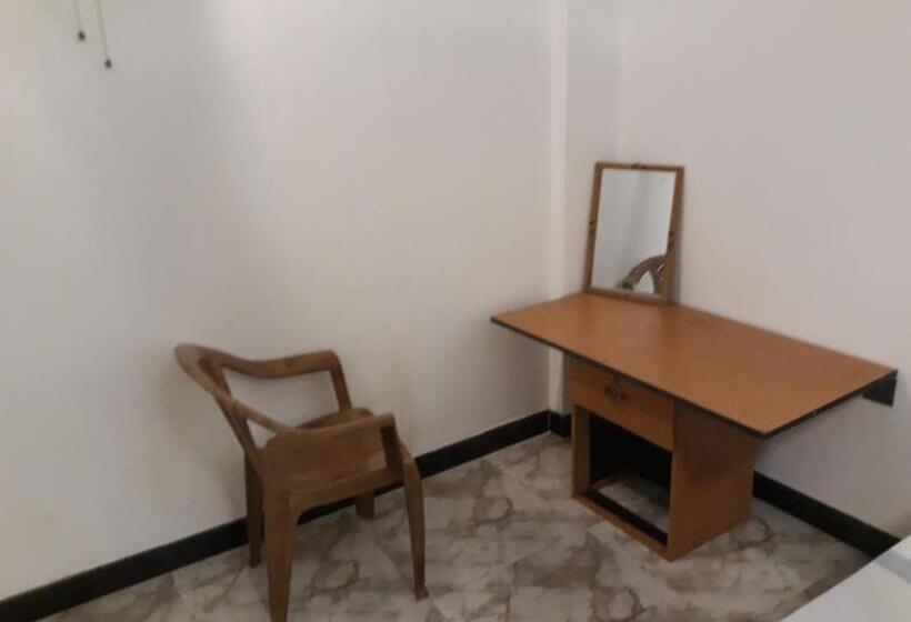 غرفة إقتصادية فردية, Hewage Resort