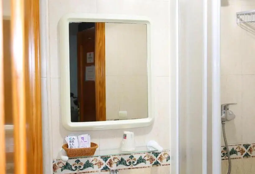 スタンダードルーム, Hostal La Estacion