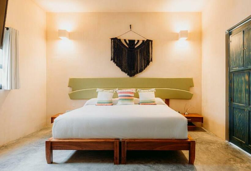 Suite with Terrace, Waye