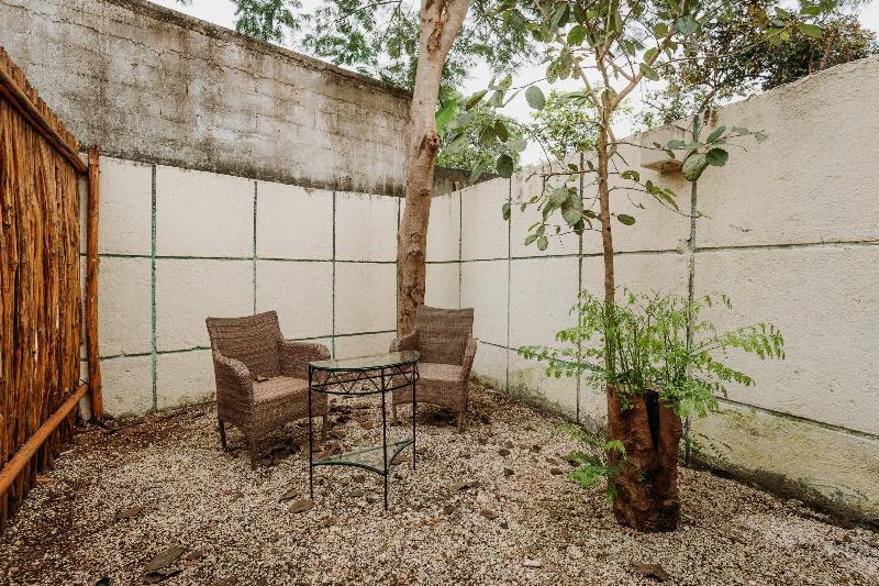 اتاق استاندارد با تراس, Waye