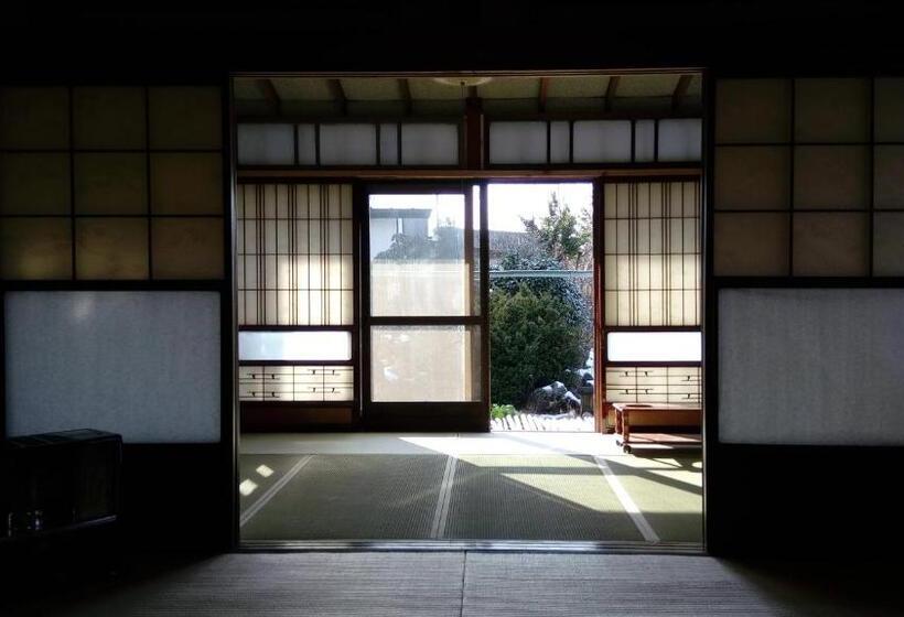 4인용 스탠다드 룸, Hachi