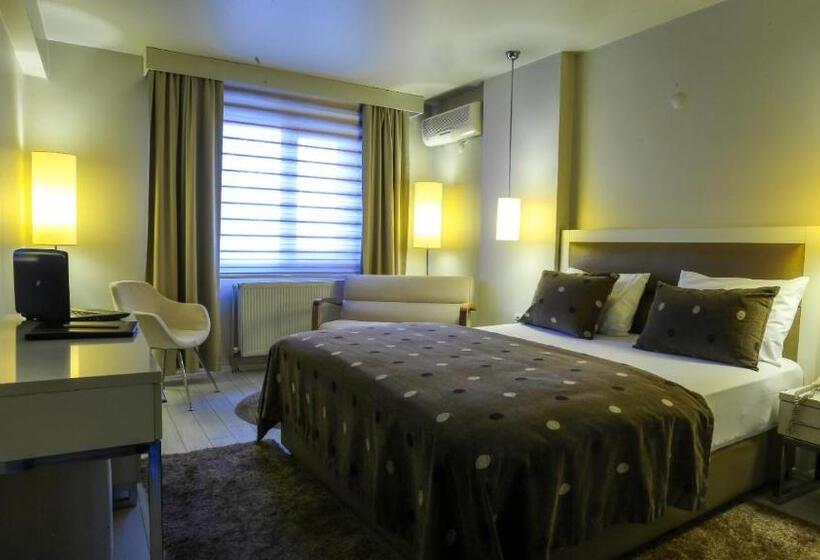 اتاق استاندارد یک نفره, Si̇vas Hotel Nevv